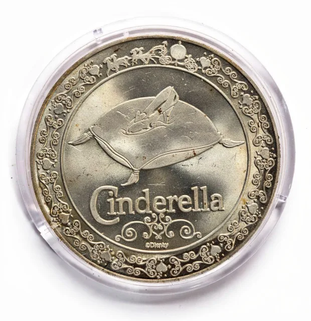 Cinderella Disney medallion coin, back
