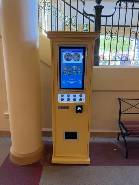 The medallion machine at Main Street Railroad Station