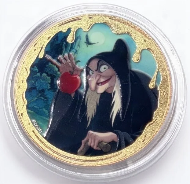 Evil Queen (Royal / Hag) Disney medallion coin, Villains Two-Sided back (The Disneyland Story (Main Street Opera House exit), Disneyland Park)