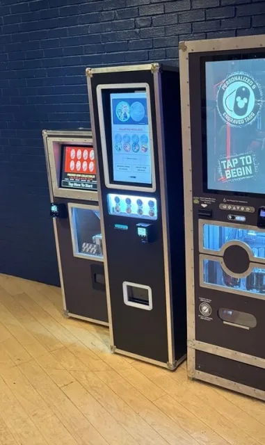 The medallion machine at Rock Around the Shop