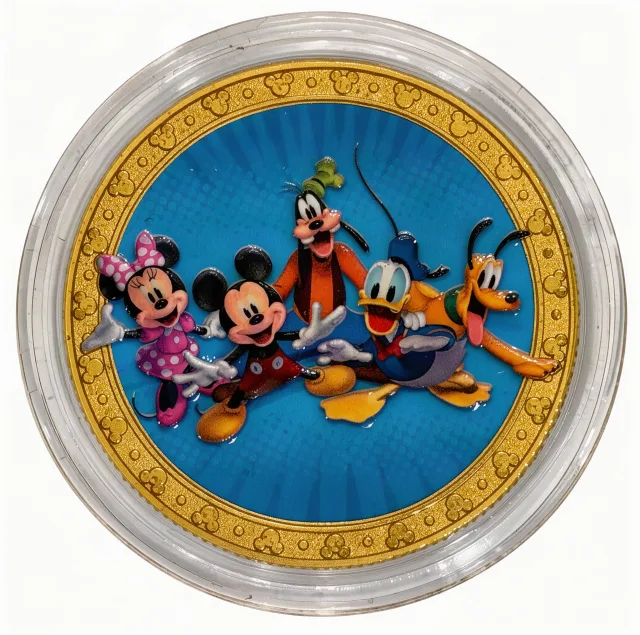 Mickey & Friends Disney medallion coin, front (World of Disney, Disney Springs)