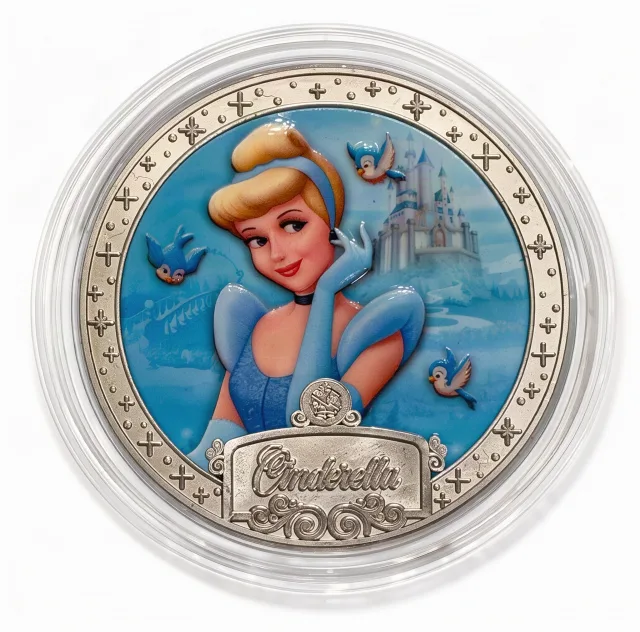 Cinderella Disney medallion coin, front (World of Disney, Disney Springs)