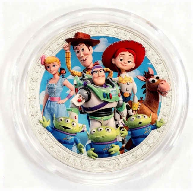 Toy Story Gang Disney medallion coin, front (Celebrity 5 & 10, Disney's Hollywood Studios)