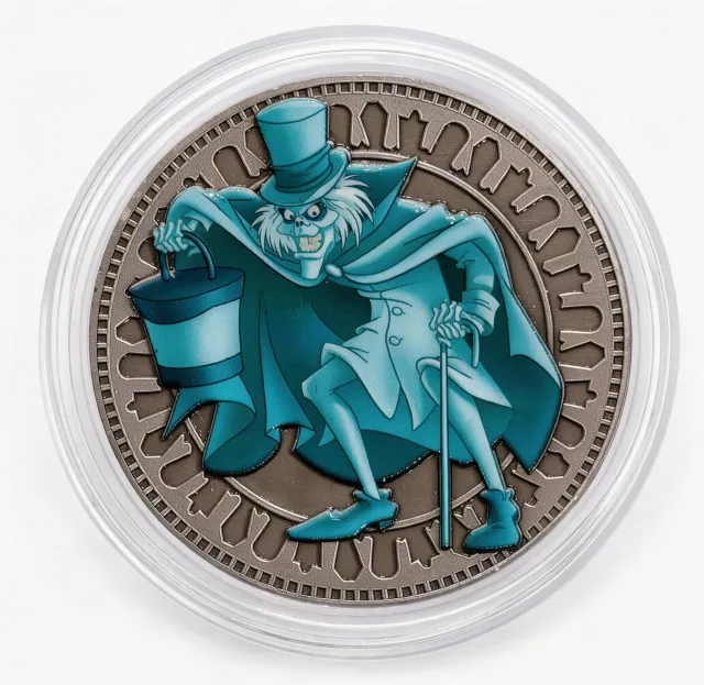 Hatbox Ghost Disney medallion coin, front (Disney's Pin Traders, Disney Springs)