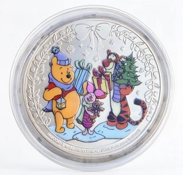 Pooh & Friends Disney medallion coin, front (Candy Palace / Penny Arcade, Disneyland Park)